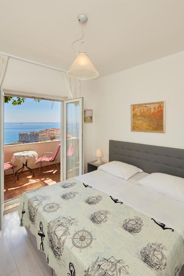 Apartments Dalmatin Dubrovnik Bagian luar foto