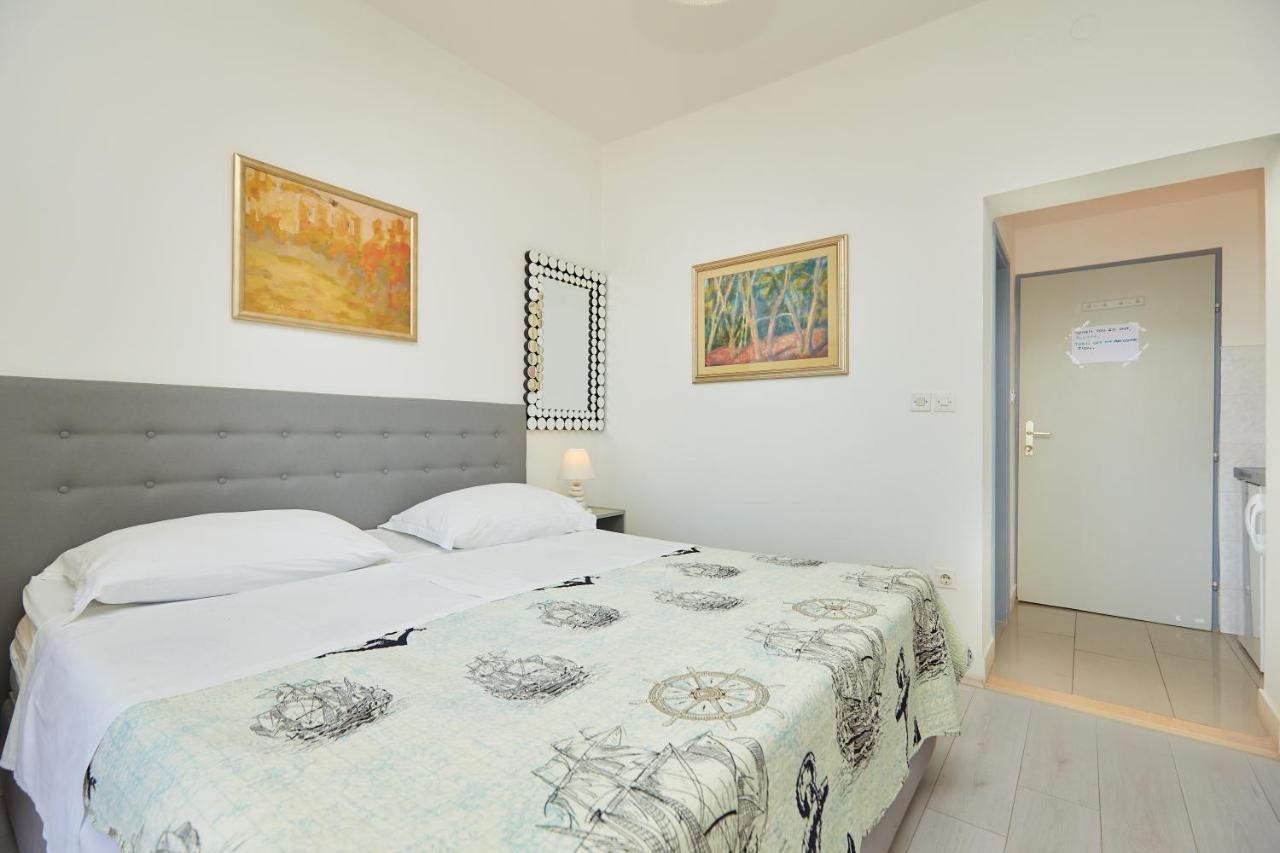 Apartments Dalmatin Dubrovnik Bagian luar foto